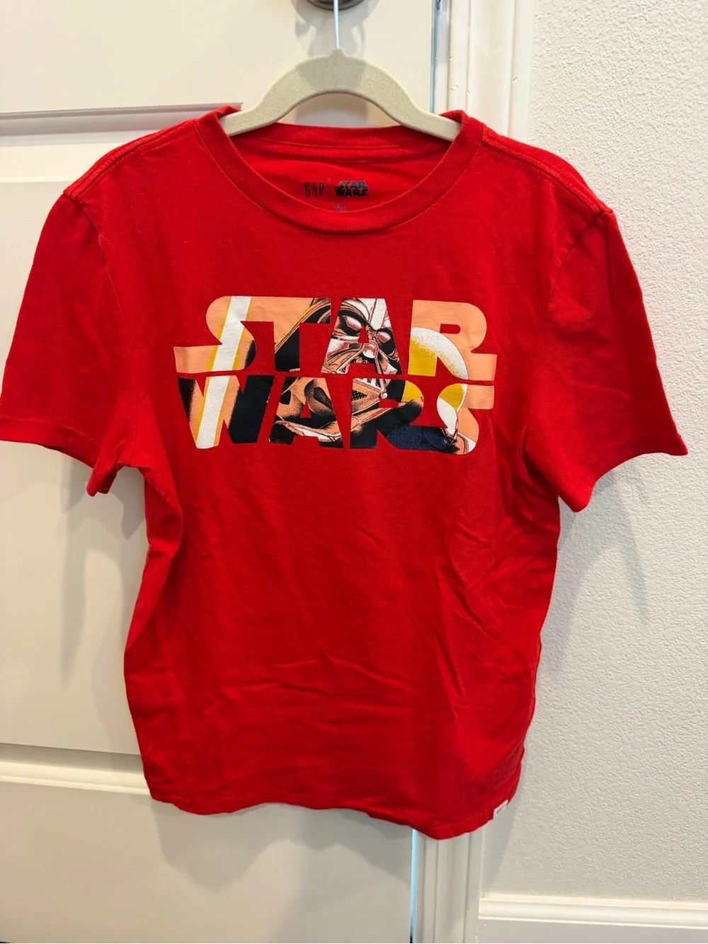 GAP Red Star Wars Graphic Tee